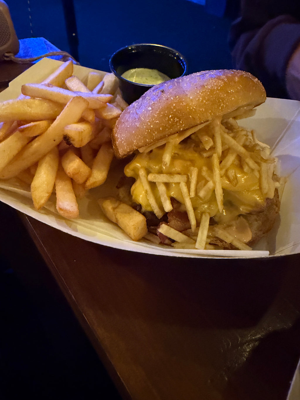 Bacon Cheese Burger  w Fries 🍔🍟